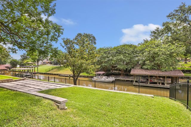 8210 Magnolia Glen Drive, Humble, TX 77346