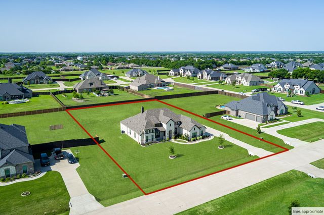 8220 Stonewall Drive, Waxahachie, TX 75167