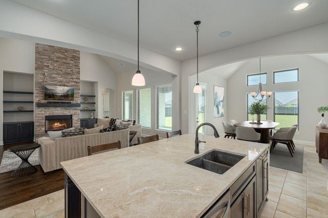 8220 Stonewall Drive, Waxahachie, TX 75167