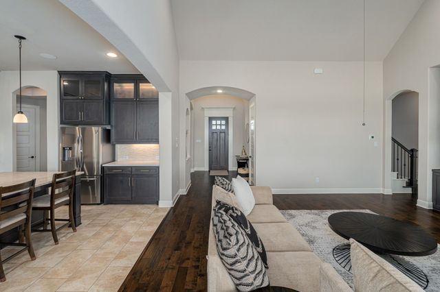 8220 Stonewall Drive, Waxahachie, TX 75167