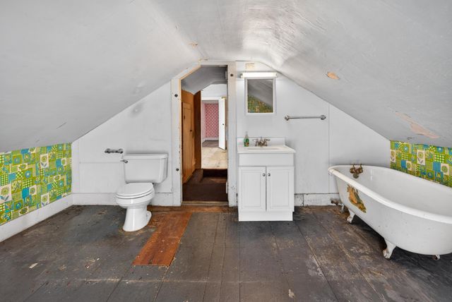 88 Central Street, Hudson, NH 03051