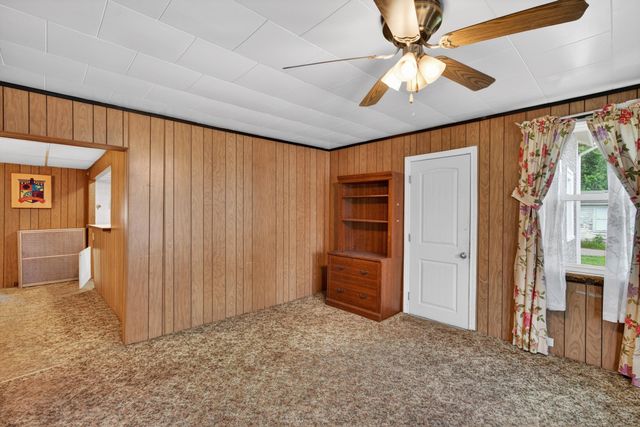 88 Central Street, Hudson, NH 03051
