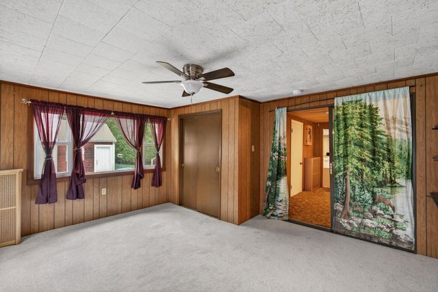 88 Central Street, Hudson, NH 03051