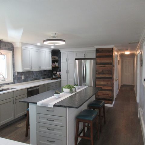 116 Commonwealth Ave, Lowell, MA 01852