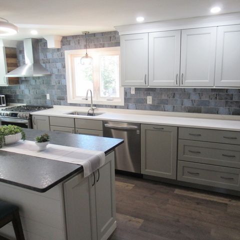 116 Commonwealth Ave, Lowell, MA 01852
