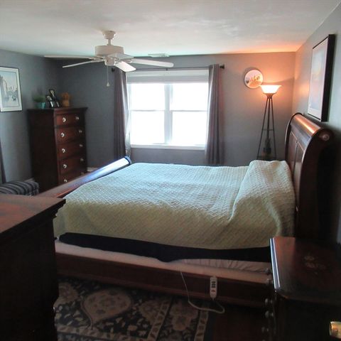 116 Commonwealth Ave, Lowell, MA 01852