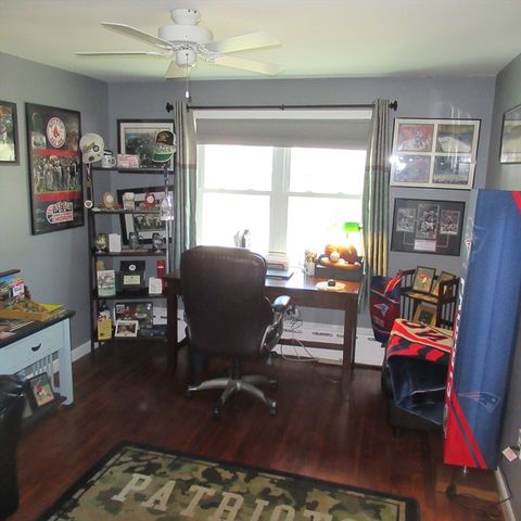 116 Commonwealth Ave, Lowell, MA 01852