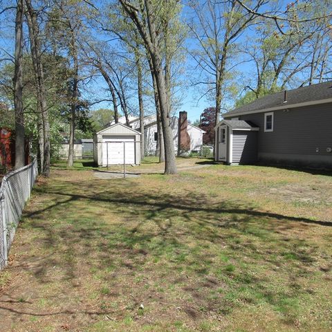 116 Commonwealth Ave, Lowell, MA 01852