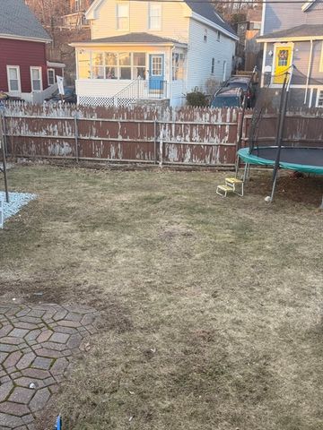 60 Roy St, Swampscott, MA 01907