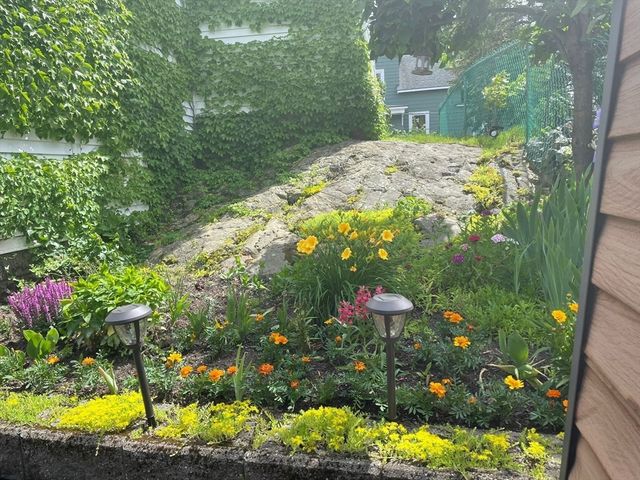 60 Roy St, Swampscott, MA 01907