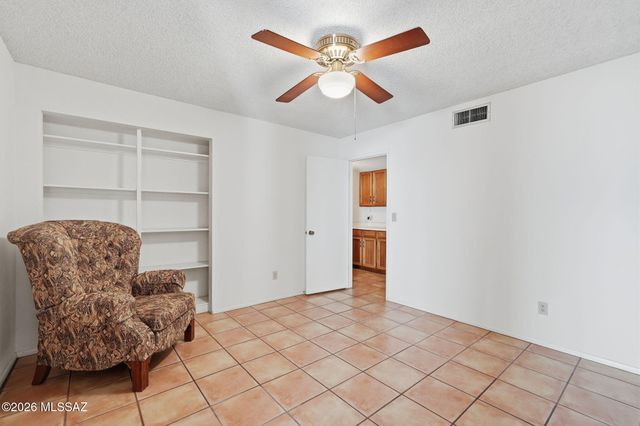 2942 N Placita Nueva, Tucson, AZ 85715