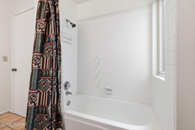 2942 N Placita Nueva, Tucson, AZ 85715