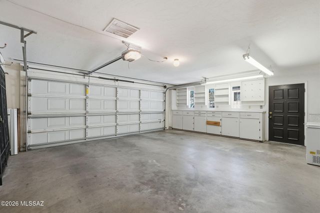 2942 N Placita Nueva, Tucson, AZ 85715