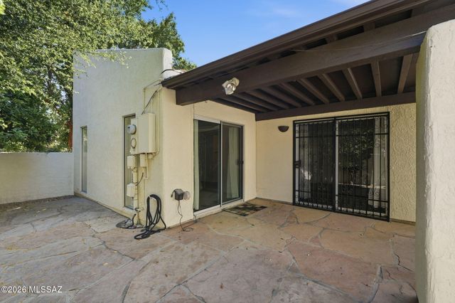 2942 N Placita Nueva, Tucson, AZ 85715