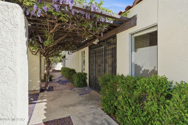 2942 N Placita Nueva, Tucson, AZ 85715