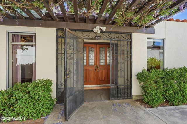 2942 N Placita Nueva, Tucson, AZ 85715