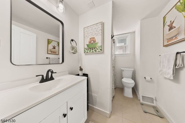 74 Church St, Franklin Boro, NJ 07416