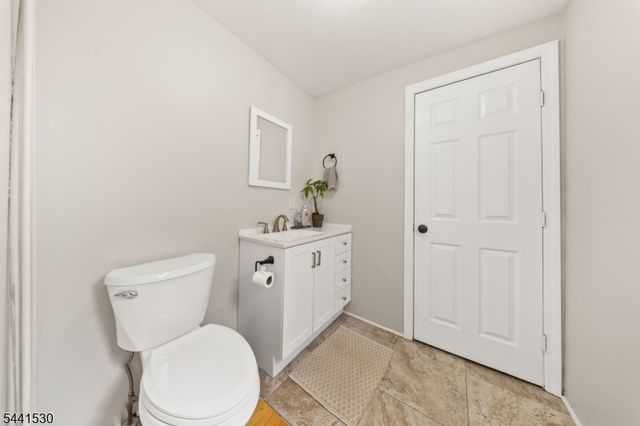 74 Church St, Franklin Boro, NJ 07416