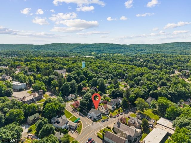 74 Church St, Franklin Boro, NJ 07416