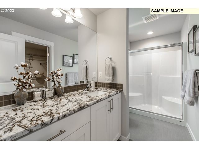 16509 Se Pacific Crest Trail Pl 758, Happy Valley, OR 97086