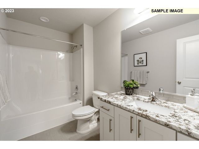 16509 Se Pacific Crest Trail Pl 758, Happy Valley, OR 97086