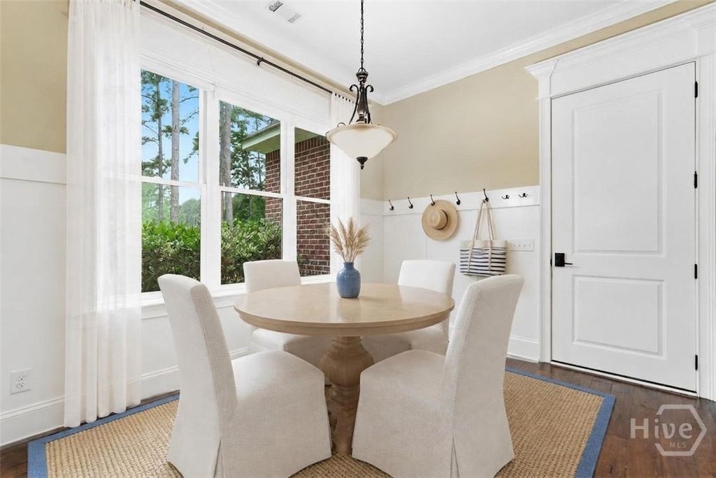 Image 19 of property listing at 190 Abercorn Lane, Richmond Hill, GA 31324