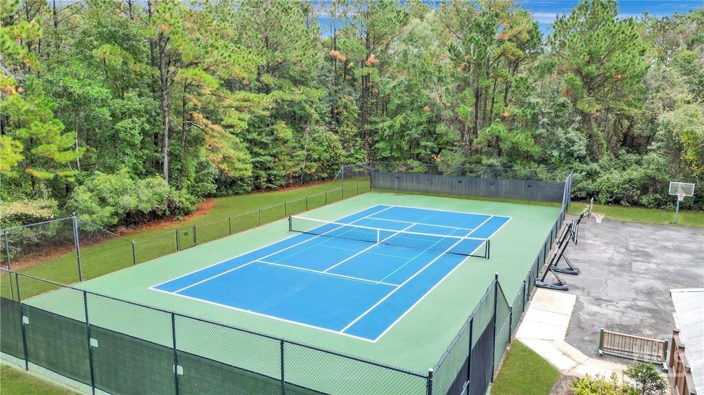 Image 51 of property listing at 190 Abercorn Lane, Richmond Hill, GA 31324