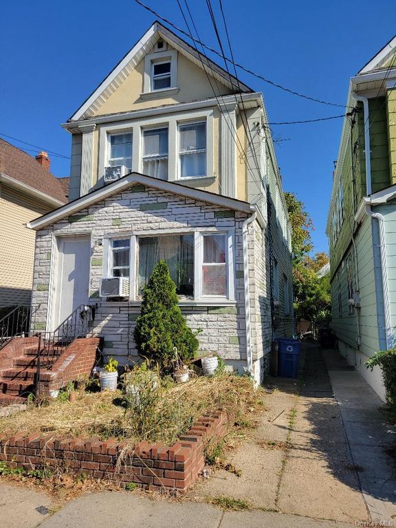 9429 114th Street, Richmond Hill, NY 11419