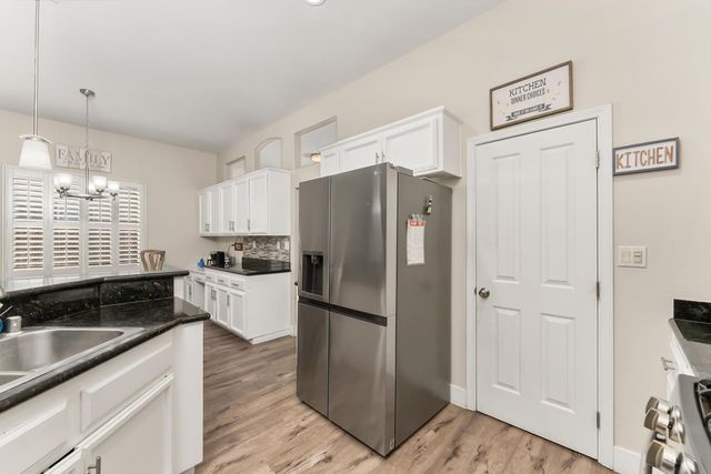 9656 Holly Glen Way, Elk Grove, CA 95757