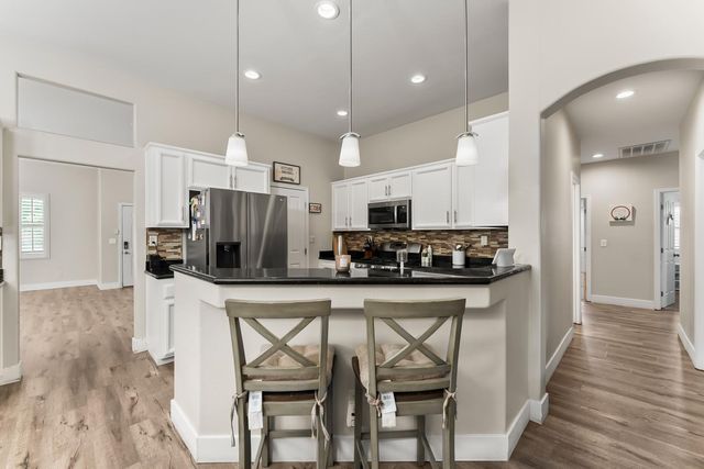 9656 Holly Glen Way, Elk Grove, CA 95757