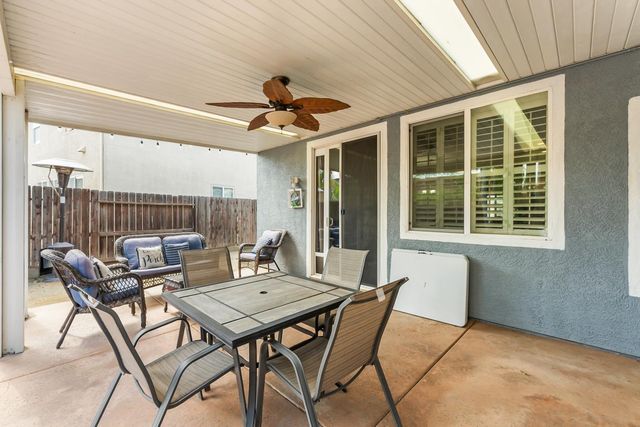 9656 Holly Glen Way, Elk Grove, CA 95757