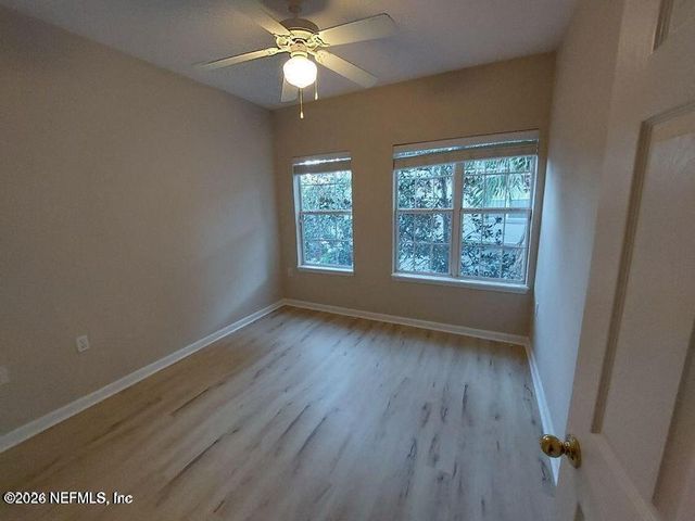 7151 DEERFOOT POINT Circle 11-1, Jacksonville, FL 32256