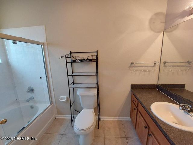 7151 DEERFOOT POINT Circle 11-1, Jacksonville, FL 32256