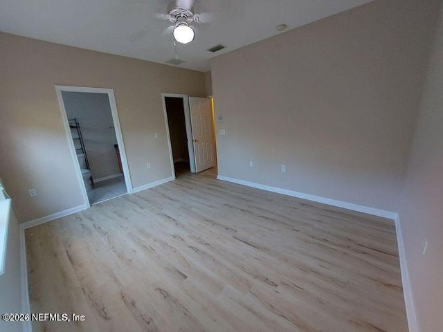 7151 DEERFOOT POINT Circle 11-1, Jacksonville, FL 32256