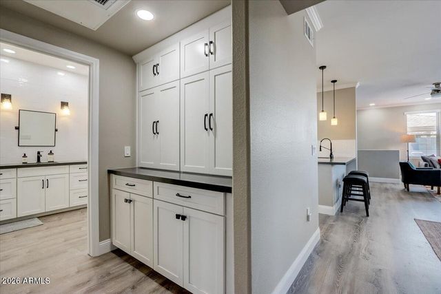 19777 N 76TH Street 2133, Scottsdale, AZ 85255