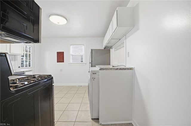 60 Greeneland BLVD, Portsmouth, VA 23701