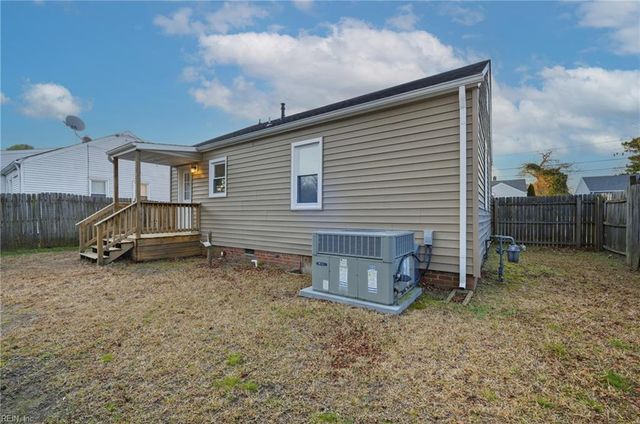 60 Greeneland BLVD, Portsmouth, VA 23701