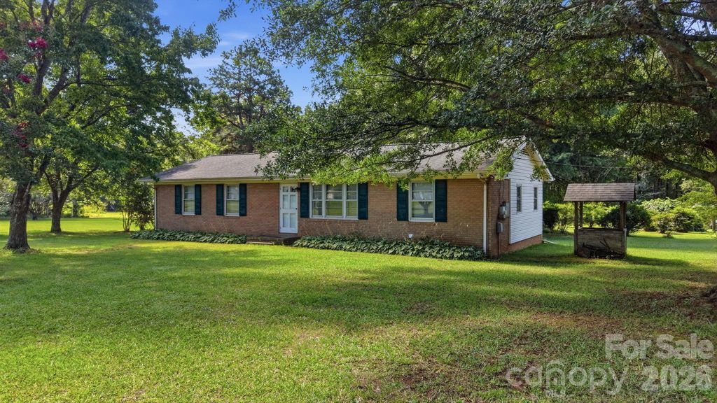 8116 Indian Trail Fairview Road, Indian Trail, NC 28079