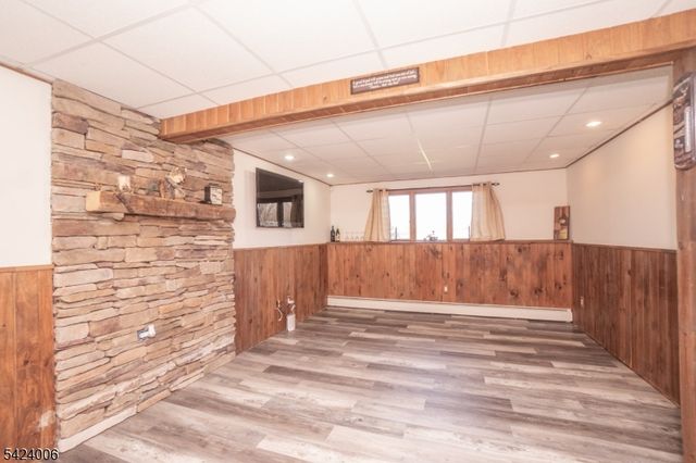 19 Valley Dr W, Vernon Twp., NJ 07418