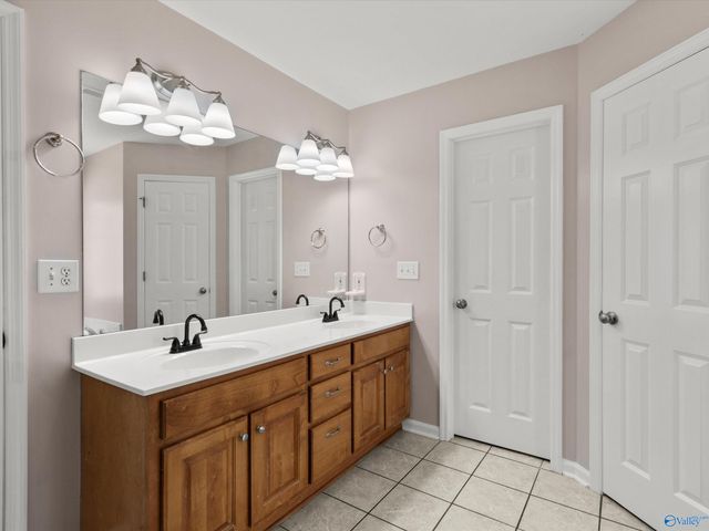 144 Arabian Drive, Madison, AL 35758