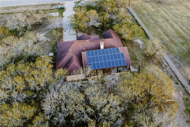 2369 Fm 892, Robstown, TX 78380