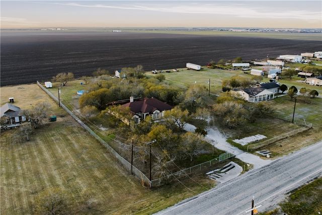 2369 Fm 892, Robstown, TX 78380