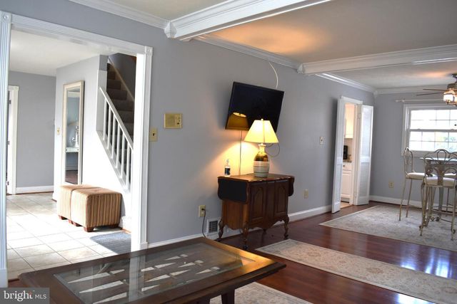 6008 DEWEY DR, Alexandria, VA 22310