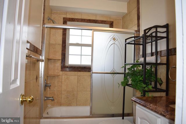 6008 DEWEY DR, Alexandria, VA 22310