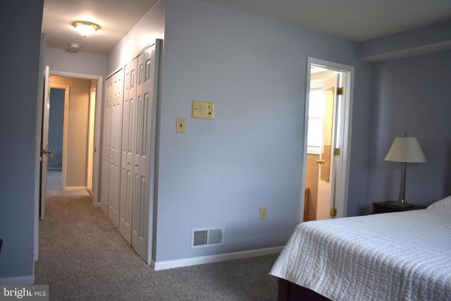 6008 DEWEY DR, Alexandria, VA 22310