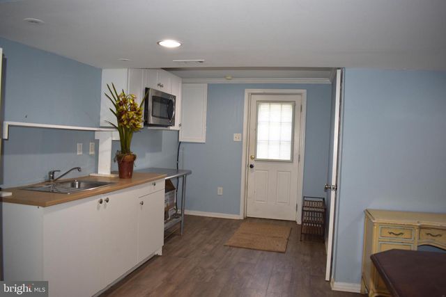 6008 DEWEY DR, Alexandria, VA 22310