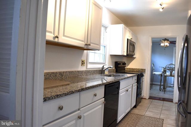 6008 DEWEY DR, Alexandria, VA 22310