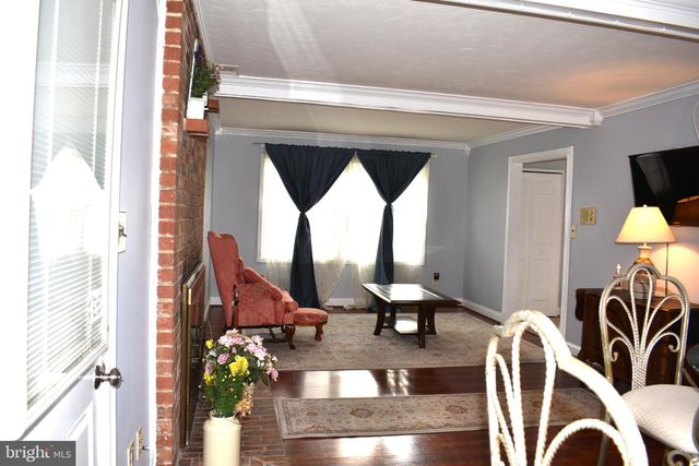 6008 DEWEY DR, Alexandria, VA 22310