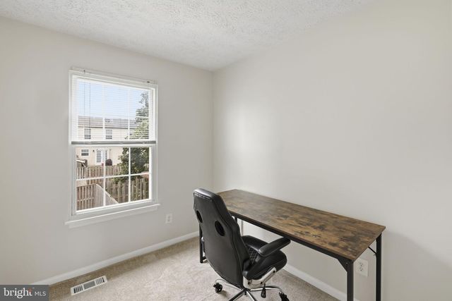 8 LONDON PERRY CT, Middle River, MD 21220
