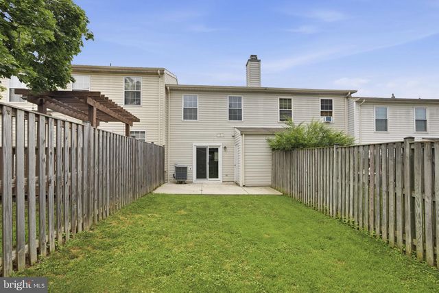 8 LONDON PERRY CT, Middle River, MD 21220